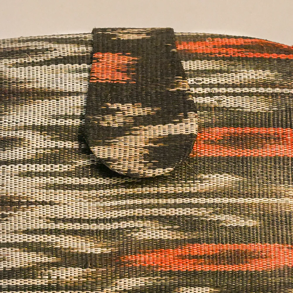 Balikbayan-Handicrafts_T_nalak-Meduim-Bag_Close-Up-Center
