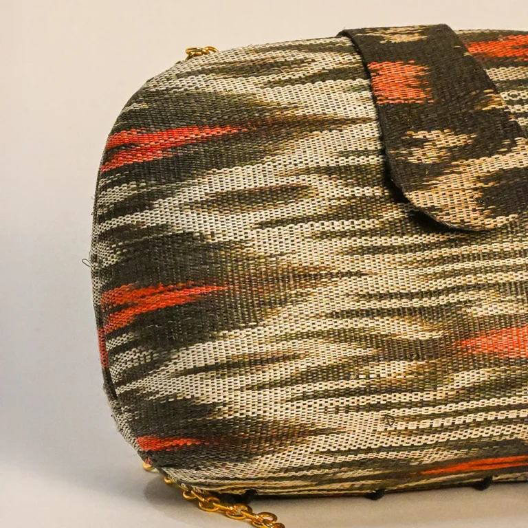 Balikbayan-Handicrafts_T_nalak-Meduim-Bag_Close-Up-Left
