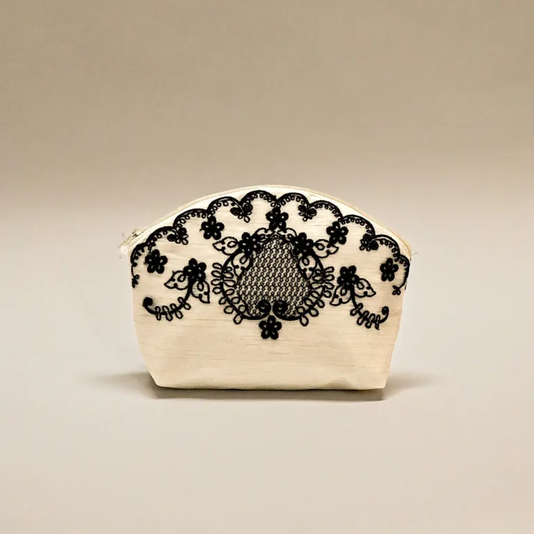 Balikbayan-Handicrafts_Jusylin-Coin-Purse-Big_Front_View