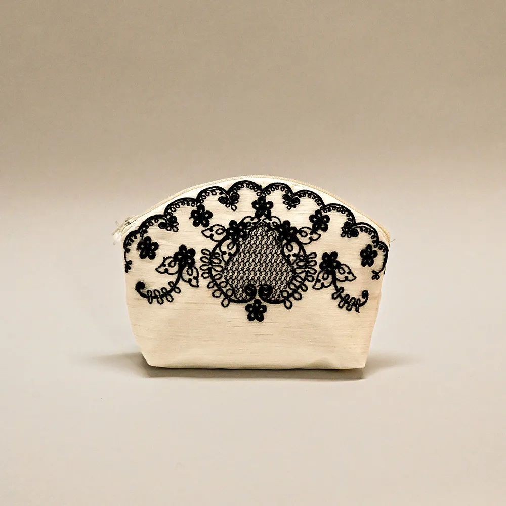 Balikbayan-Handicrafts_Jusylin-Coin-Purse-Big_Front_View